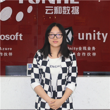 UI設(shè)計班學(xué)員姬*飛月薪8千元入職上海財圣擔(dān)任UI設(shè)計師