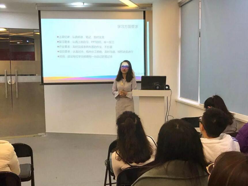 直擊UI、JAVA開班典禮現場