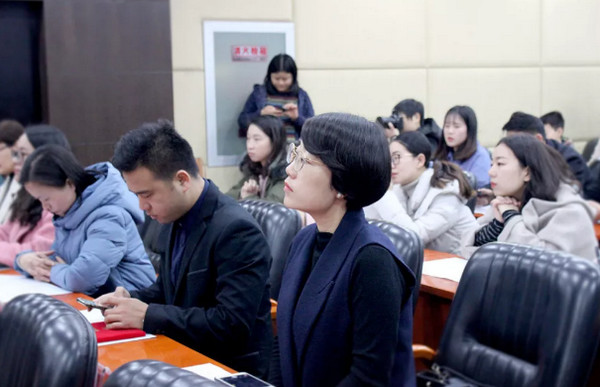 配圖2 云和數據行政人資總監韓總出席活動.jpg
